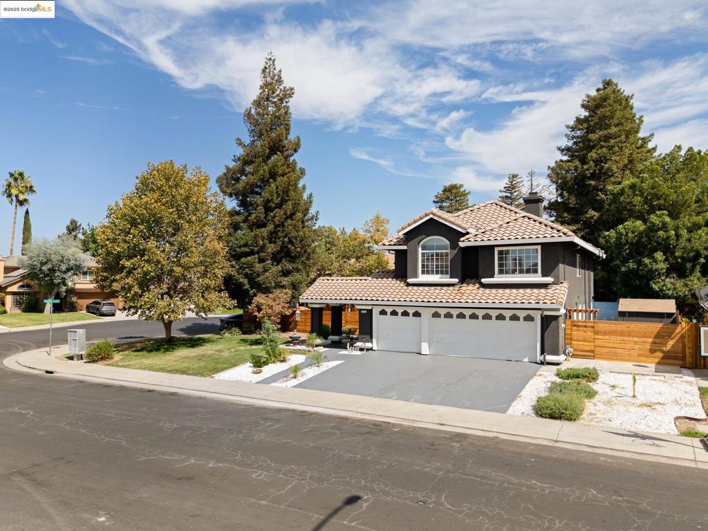 WESTON RANCH - Residential