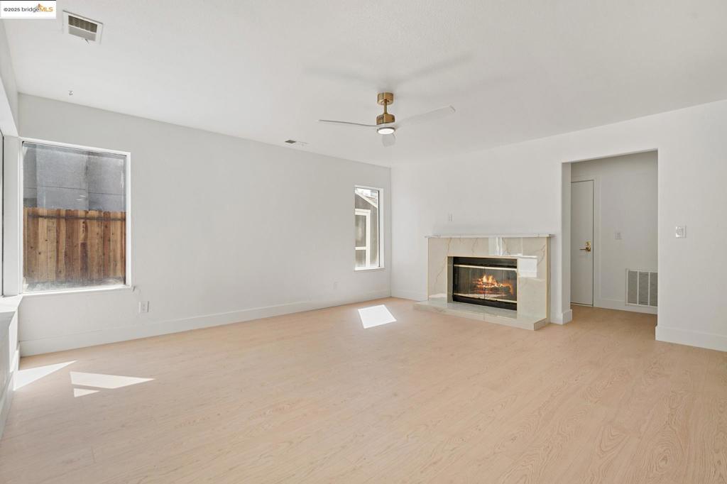 WESTON RANCH - Residential