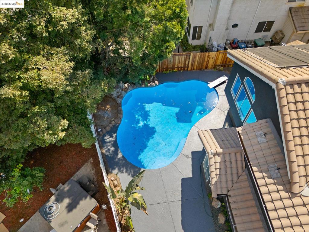 WESTON RANCH - Residential