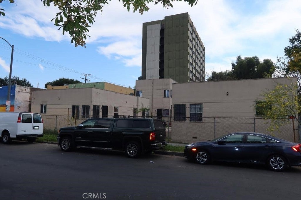 4801 S Central