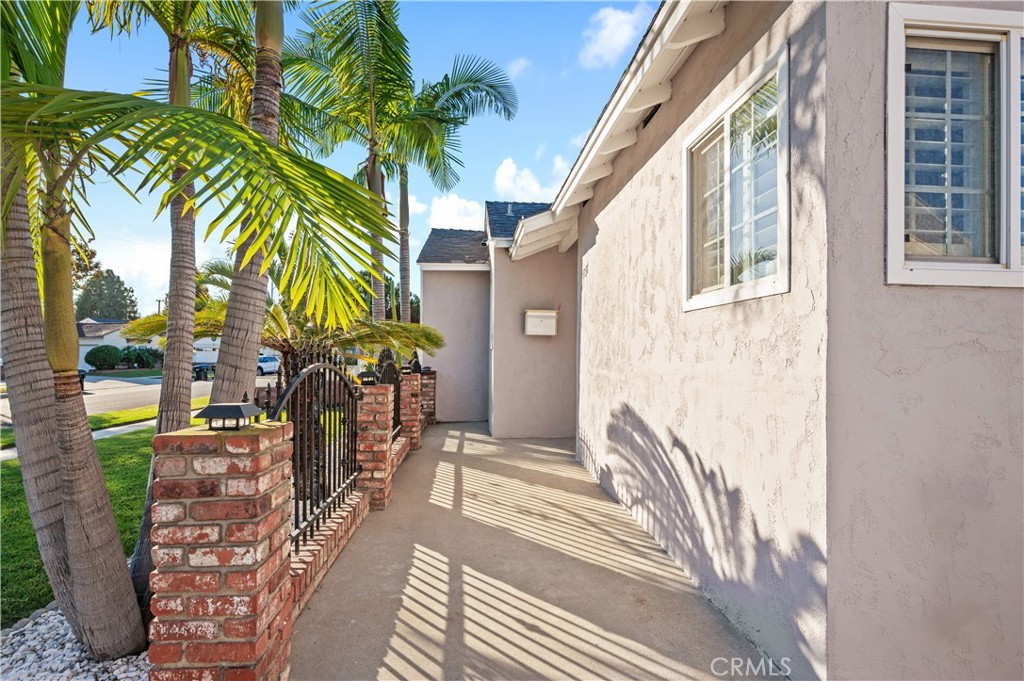 11737 Everest Street