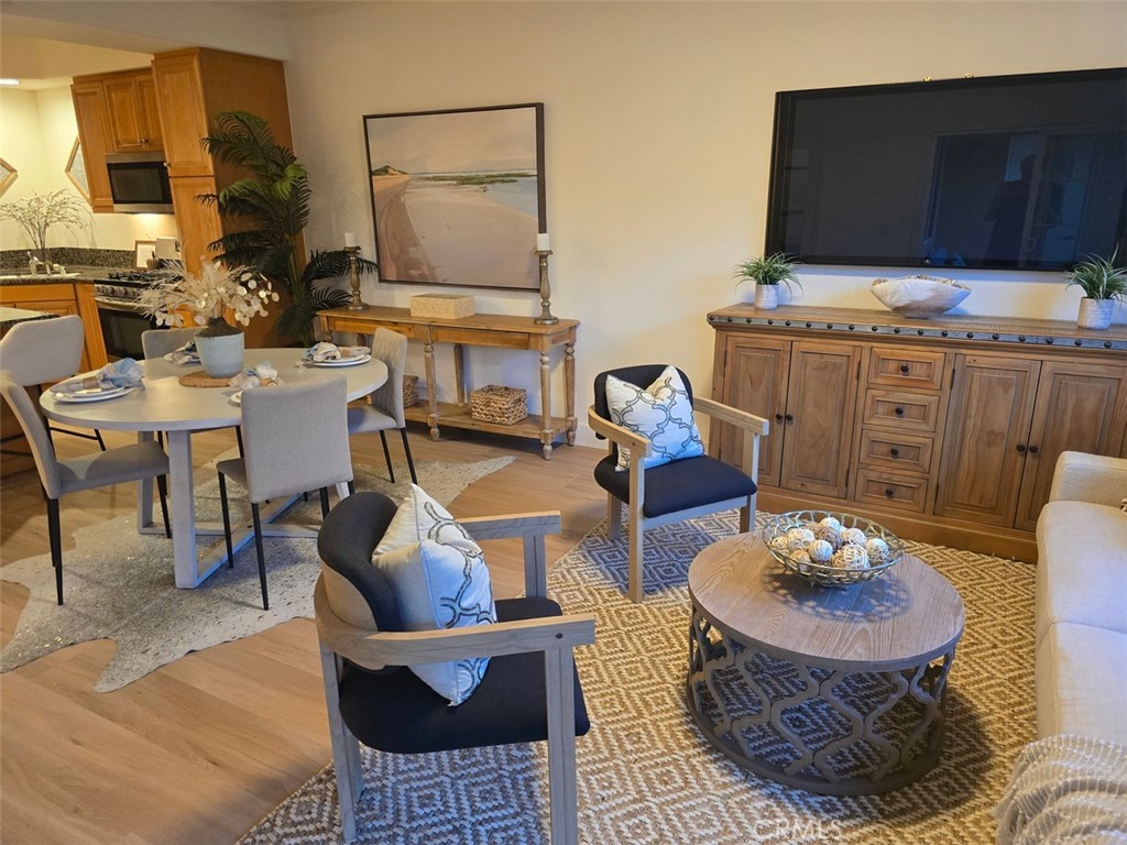 21345 Hawthorne Boulevard 114