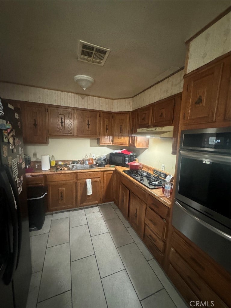 1605 Madison
