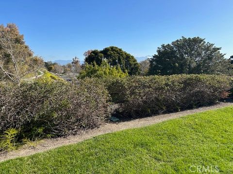 Photo of 4025 Calle Sonora Este #1E, Laguna Woods, CA 92637 (MLS # OC26067522)