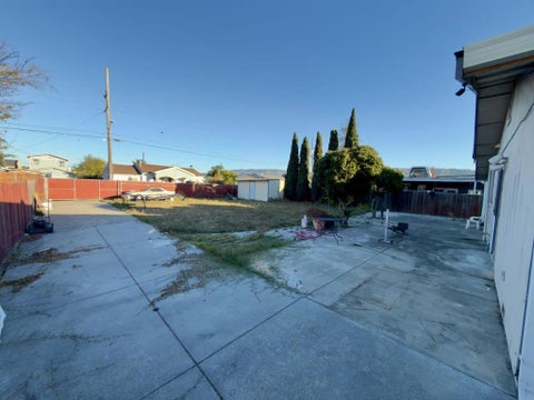 Tiny photo for 1427 76th Avenue, Oakland, CA 94621 (MLS # ML82065000)