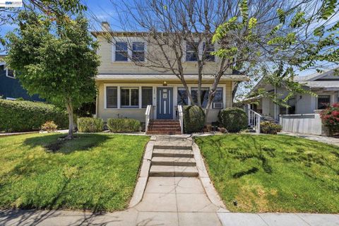 Photo of 1412 30Th St ST, San Diego, CA 92102 (MLS # 41139295)