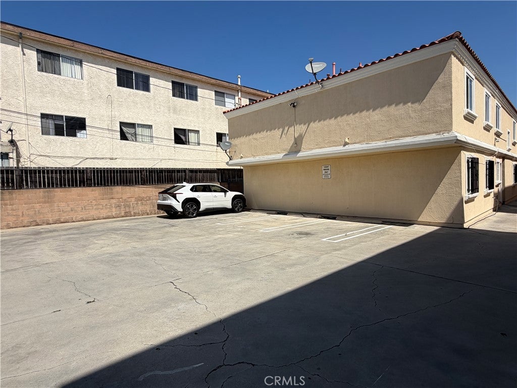 1518 W 206th