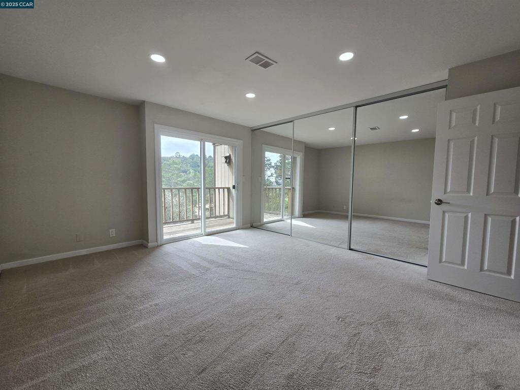 ASCOTDRIVE - Residential Lease