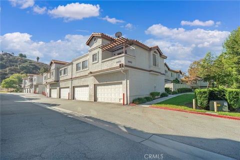 Photo of 24202 Sylvan Glen Road #E, Diamond Bar, CA 91765 (MLS # TR26224461)
