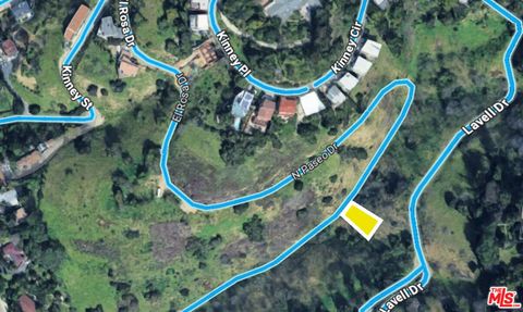 Photo of 3626 N The Paseo Drive, Los Angeles, CA 90065 (MLS # 25483335)