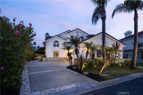 Photo of 6342 Turnberry CIR, Huntington Beach, CA 92648 (MLS # OC26096866)