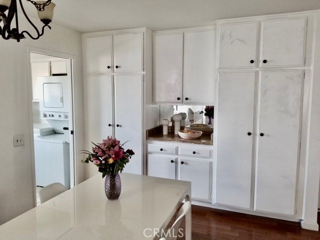 225 N Rose Street 410