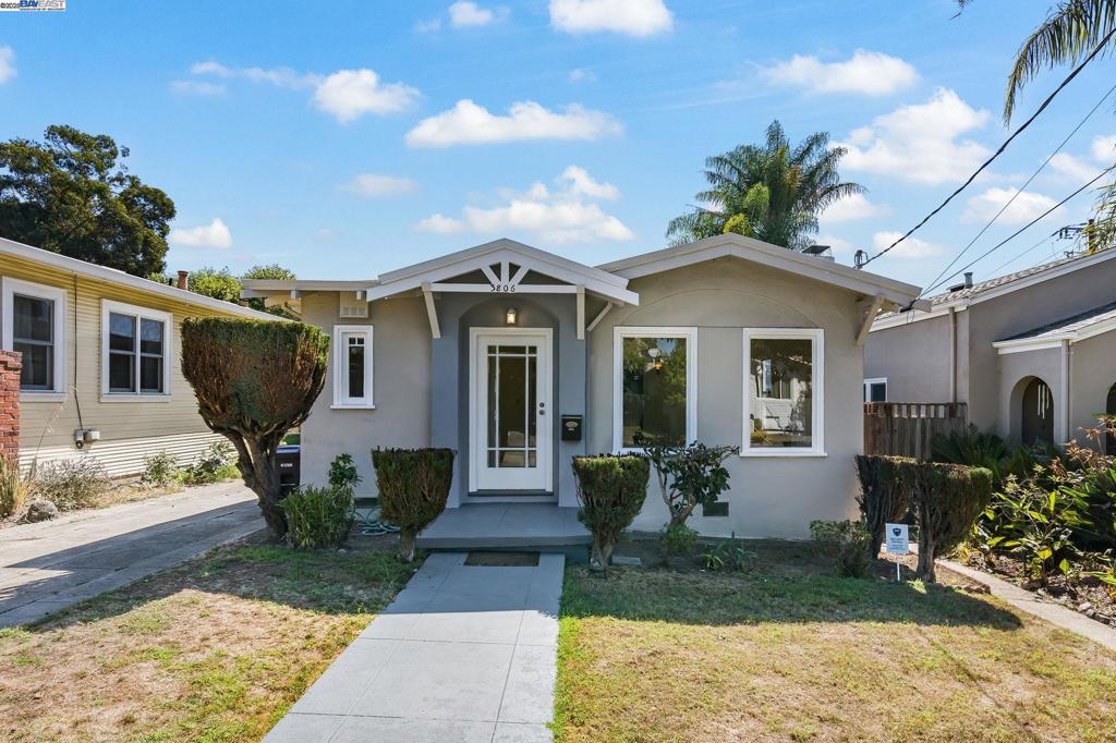 3806 Laurel Ave is a beautiful Oakland bungalow tucked steps away from a variety of shops, dining options, and essential services. This charming 3-bedroom, 2-bathroom residence is situated in the desirable Upper Dimond/Laurel neighborhood. The inviting living room boasts a cozy brick lined fireplace, while hardwood floors flow throughout the home with lots of natural lights. Long driveway with RV parking available with renewed automatic garage. Located in a highly walkable neighborhood, this delightful property ensures easy access to sprawling national parks, trendy shopping hubs, and major highways. We invite you to join us Saturday and Sunday to explore all the wonderful features this home has to offer!
