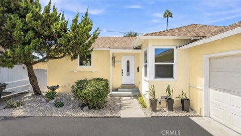 Photo of 13119 Purche Ave, Gardena, CA 90249 (MLS # WS26189890)