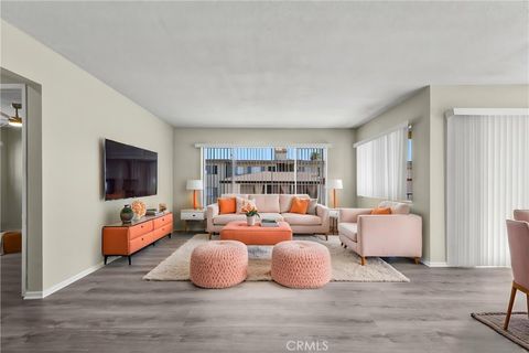 Photo of 114 N Eucalyptus Avenue #7, Inglewood, CA 90301 (MLS # SR26050849)