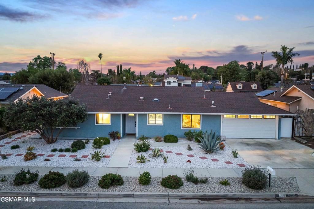 Photo of 721 Calle Fresno, Thousand Oaks, CA 91360 (MLS # 226000093)