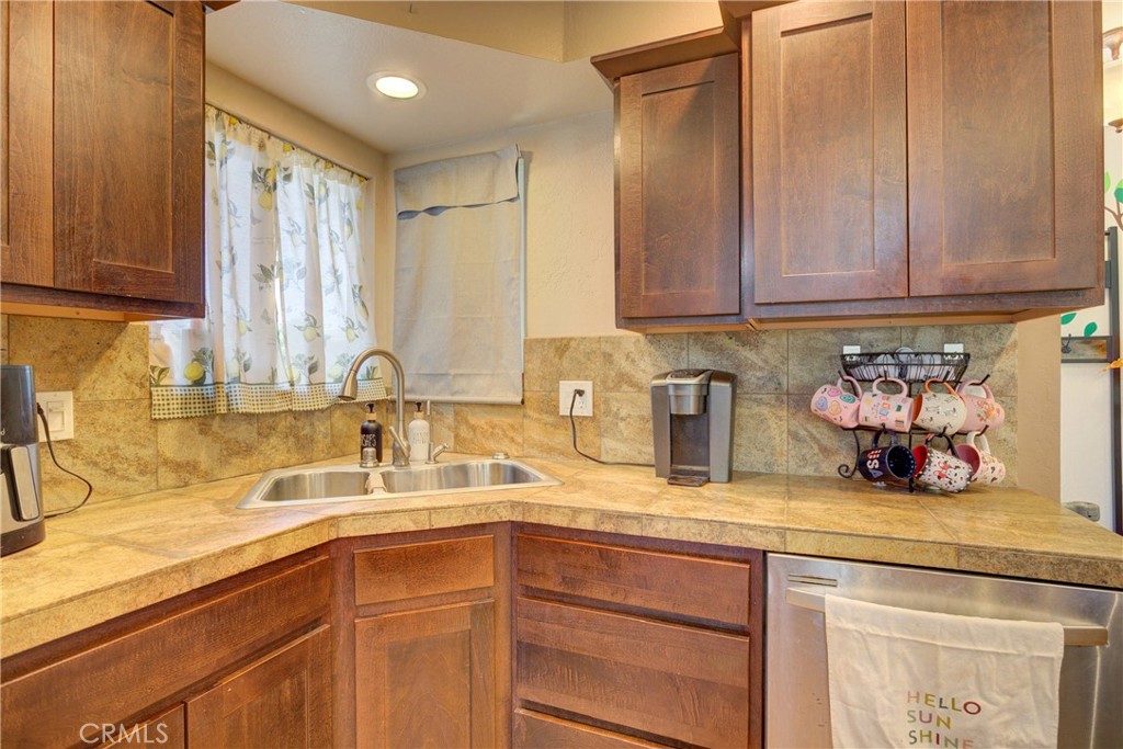 PROPERTIES 654 Woodland