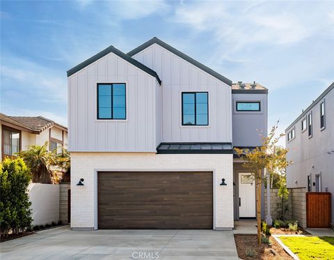 Photo of 18021 Hazel Court, Fountain Valley, CA 92708 (MLS # OC25141866)