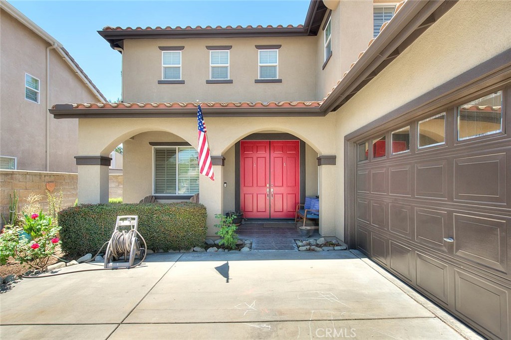 Welcome home to 1855 Ambrosia in one of Upland’s highly desirable communities, The Colonies – with no Mello Roos & low HOA!
This two-story Kaufman & Broad home is located in a master-planned community which boasts 2912 square feet of living space, with an open floor plan, generous sized bedrooms and ample storage with 4 bedrooms, 2.5 bathrooms, and a flexible floor plan perfect for families or professionals seeking space and functionality. The downstairs floor plan consists of a half bathroom, a bedroom perfect for a home office or guest suite, a formal living room and dining room, kitchen, laundry room and an informal dining area. The kitchen has high end cabinetry, with stainless steel appliances, built-in oven, microwave, and dishwasher with granite countertops. Located off the kitchen is a spacious family room with a fireplace to cozy-up on chilly winter nights. Upstairs, along the wooden staircase, there is a spacious loft with wood flooring and cabinetry - perfect for a child’s play area, game or media room, or added living area. Additionally, there are two considerable sized bedrooms, and a full-sized bathroom with granite countertops. Double-entry doors lead to the large primary bedroom with an en-suite and a large walk-in closet. There is tile, wood and carpeted flooring, plantation shutters, crown molding and recessed lighting throughout the home. The backyard has limited maintenance, with stone tiles, a wet bar and an above ground hot tub - a wonderful space to unwind at the end of a workday or host and entertain friends and family. This home is within walking distance to the Colonies Crossroads Shopping Center, offering dining, shopping, and more, with convenient access to the 210 Freeway, Upland Hills Golf Course and outdoor recreation with biking and jogging paths, scenic views, parks and access to distinguished school district.
Enjoy the peace of mind of a quiet community with low HOA fees and no Mello Roos taxes, all nestled in a well-established area known for its charm and accessibility.
Don’t miss this opportunity to own in one of Upland’s premier neighborhoods. Schedule your private showing today!