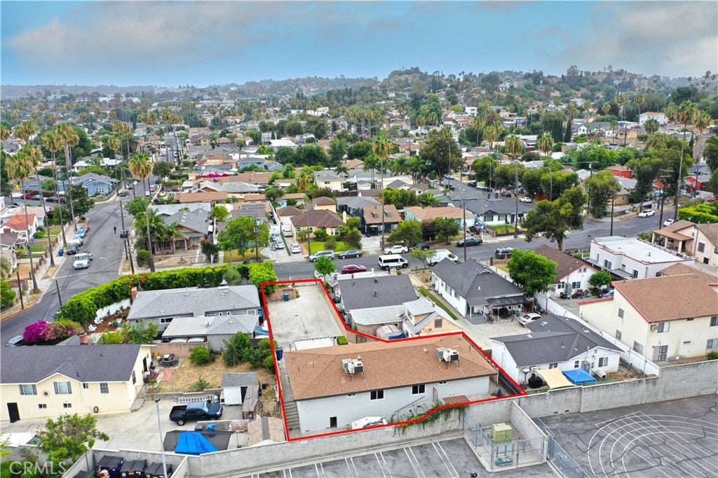 5245 Navarro