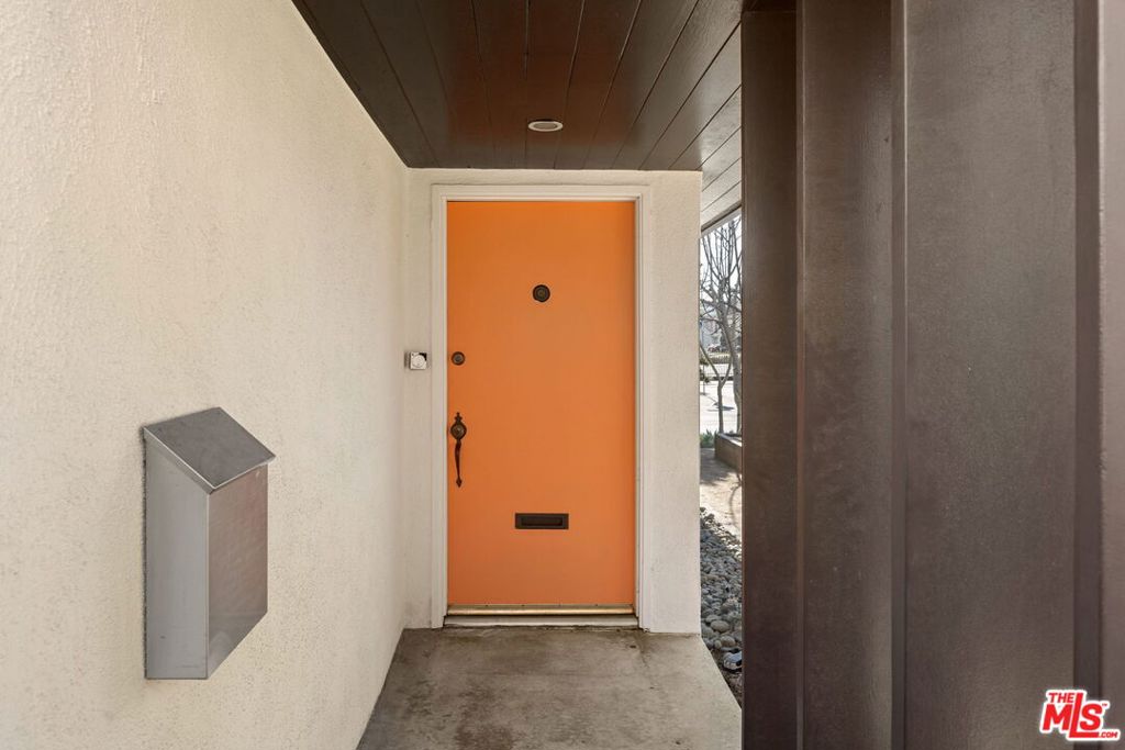 1856 Hi Point Street