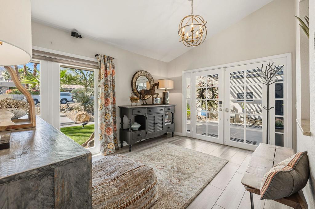 Magnesia Falls Cove - Residential