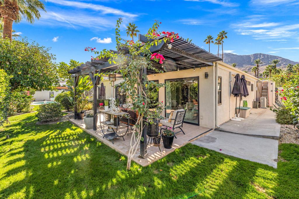 Magnesia Falls Cove - Residential