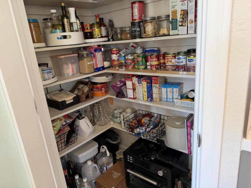 Magnesia Falls Cove - Residential