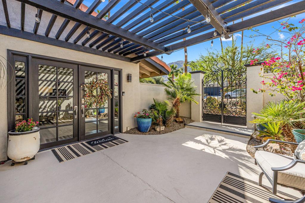 Magnesia Falls Cove - Residential