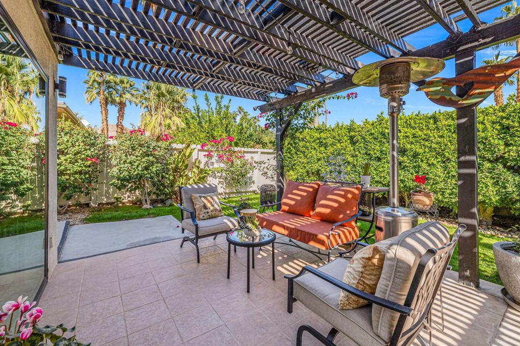 Magnesia Falls Cove - Residential