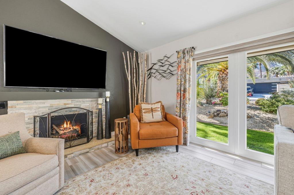 Magnesia Falls Cove - Residential