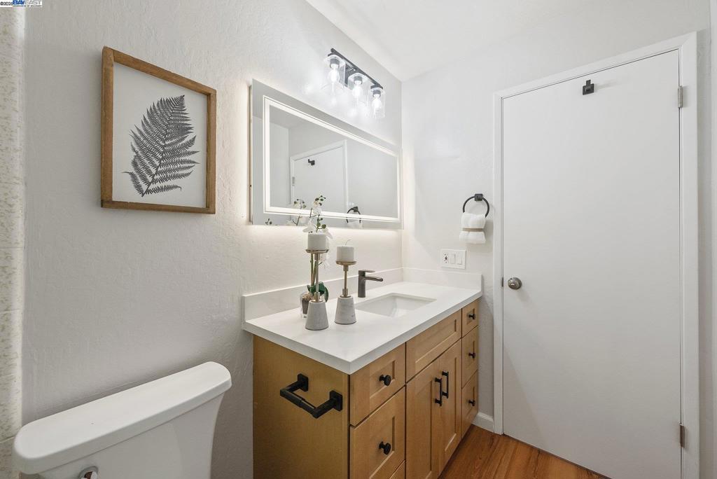 HAYWARD HILLS - Residential