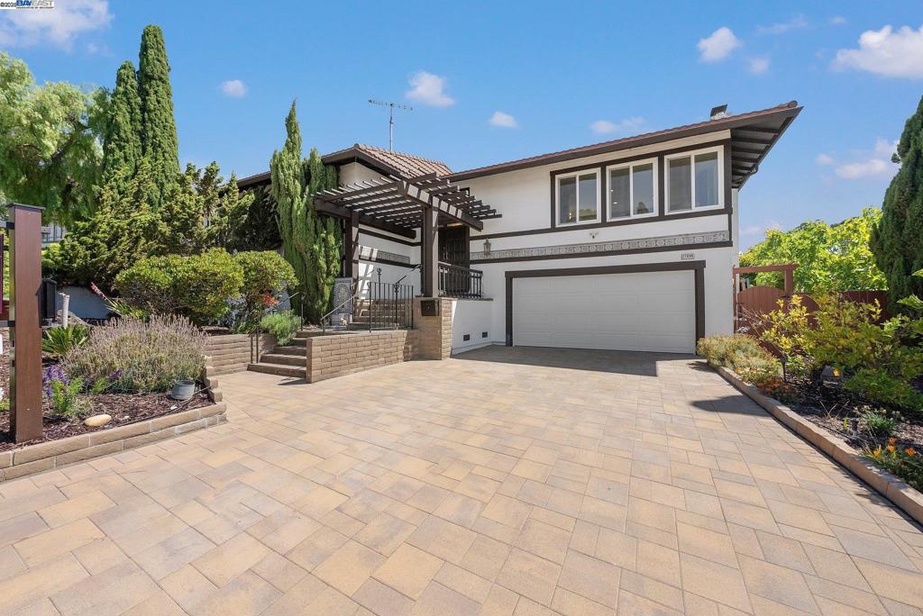 HAYWARD HILLS - Residential