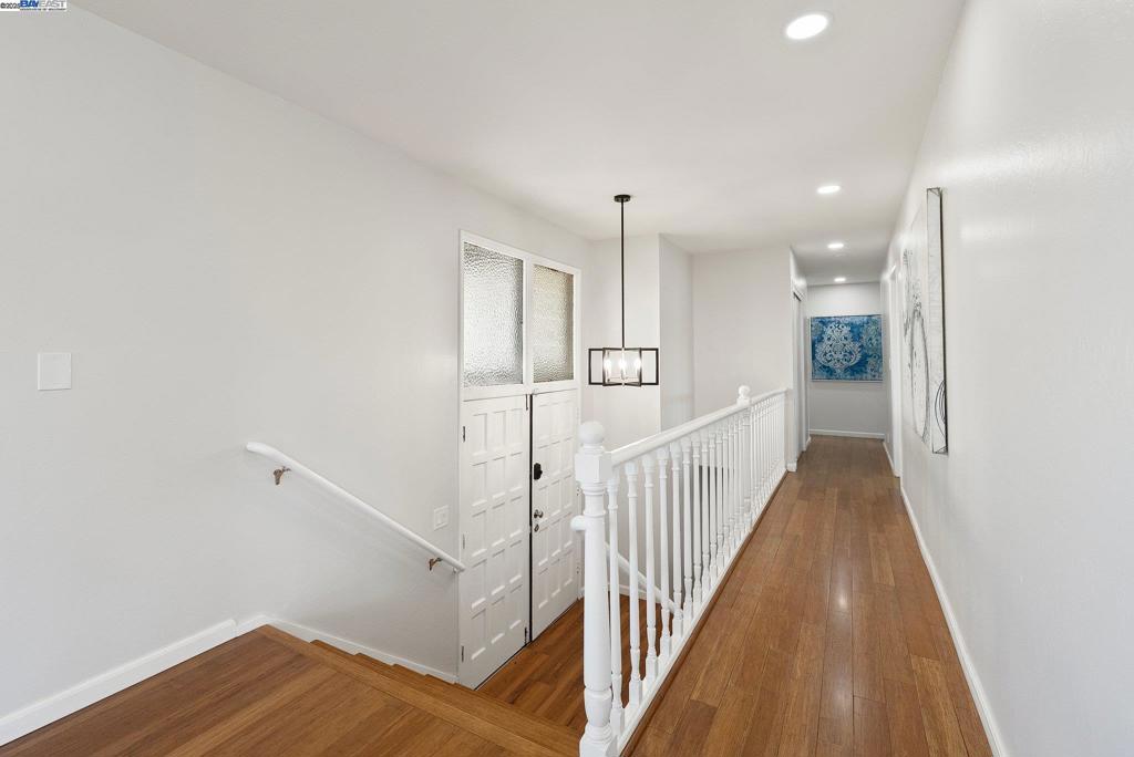 HAYWARD HILLS - Residential