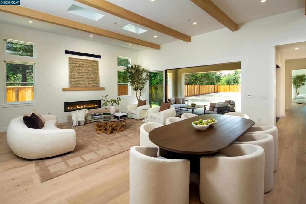 1015 Borrette Court