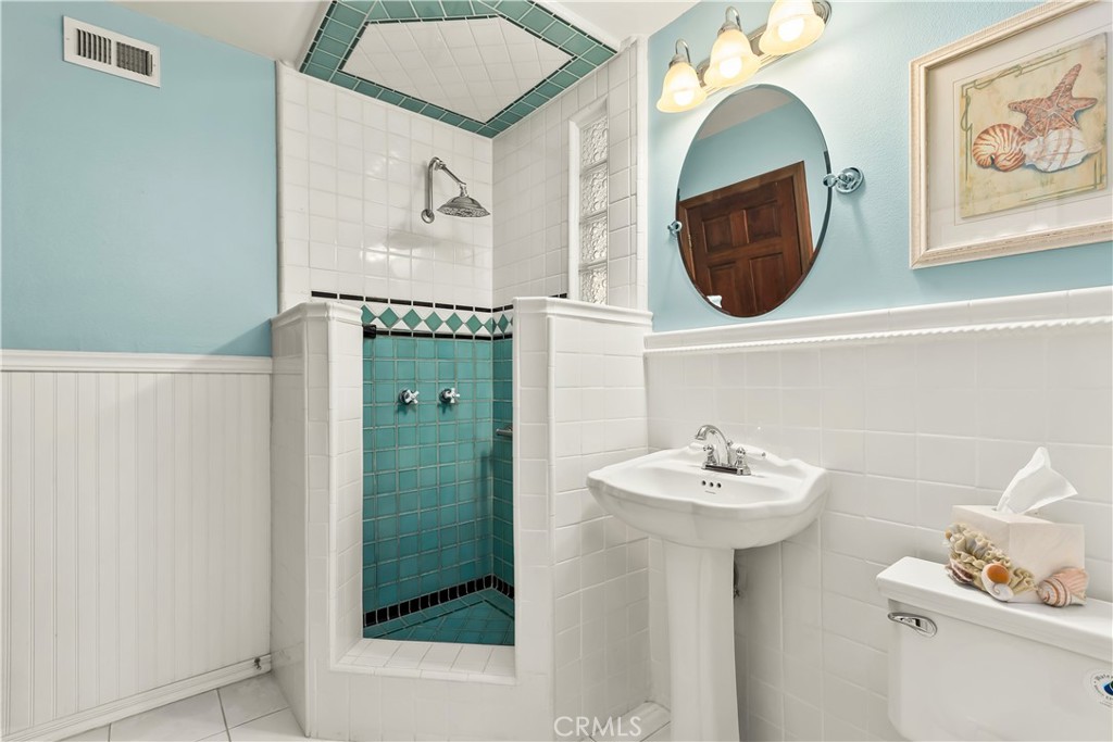 Palisades (PS) - Residential Lease