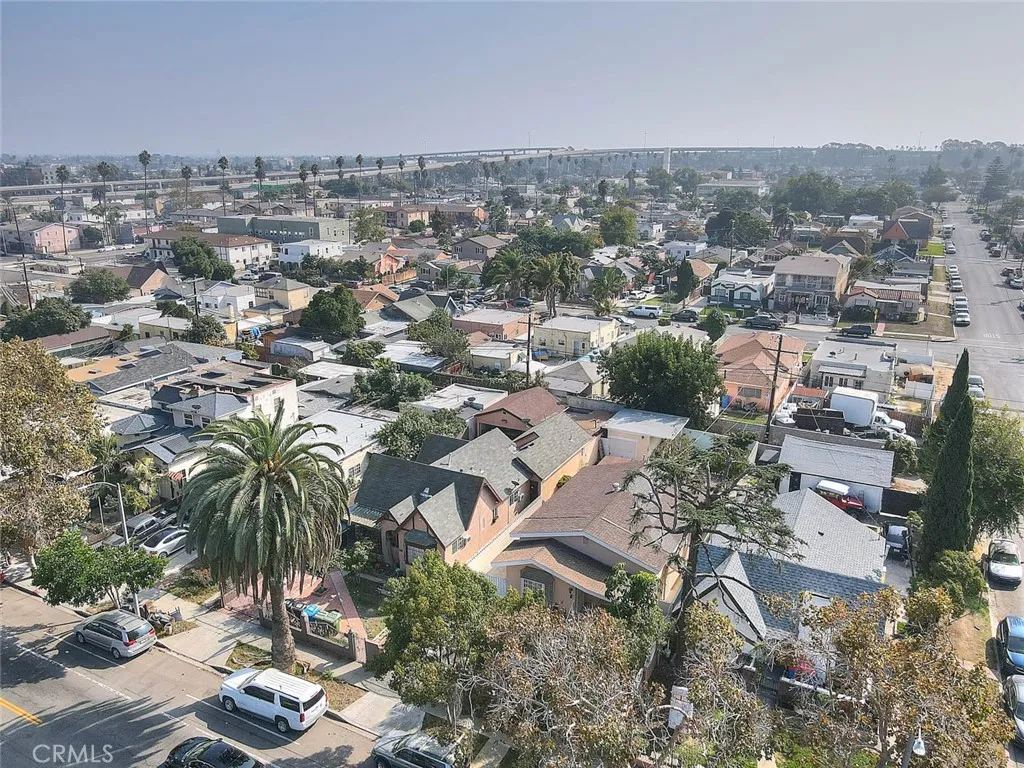 Los Angeles, California 90044, United States, 3 Bedrooms Bedrooms, ,2 BathroomsBathrooms,Residential,Active,237129