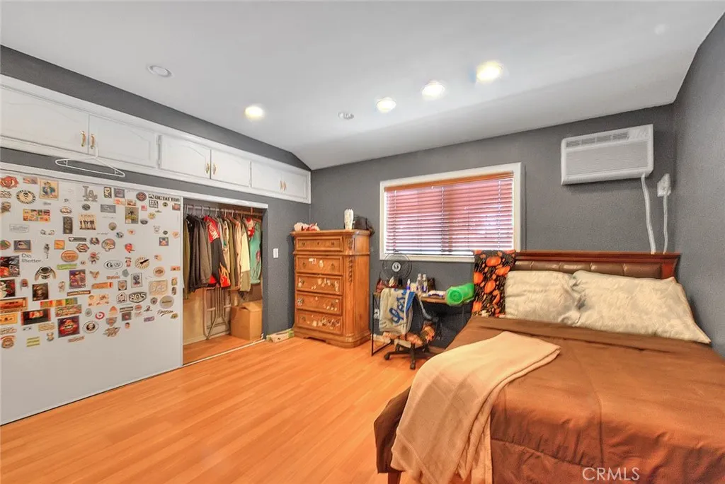 Los Angeles, California 90044, United States, 3 Bedrooms Bedrooms, ,2 BathroomsBathrooms,Residential,Active,237129