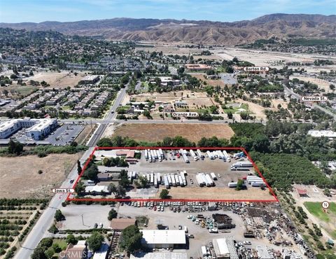 Photo of 11006 Iowa Street, Redlands, CA 92373 (MLS # IG25161006) Photo of 11006 Iowa Street, Redlands, CA 92373 (MLS # IG25161006)