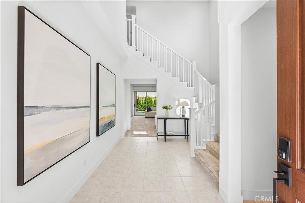 106 Glydon, Irvine CA 92618