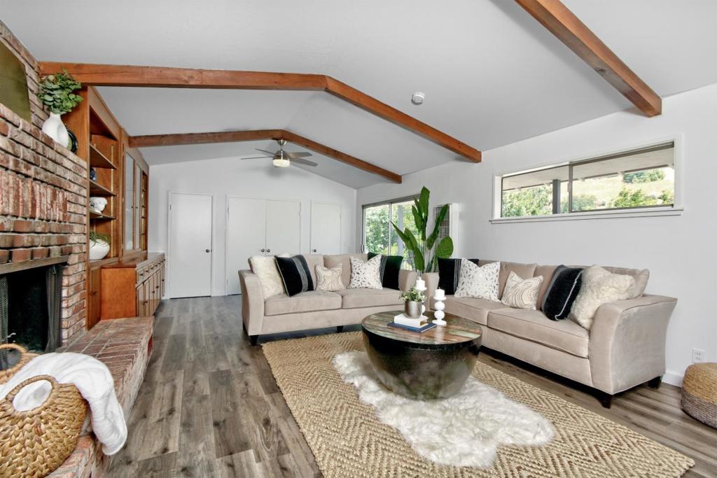4135 Golf Drive