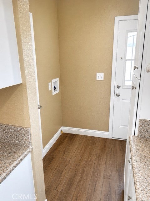 344 342 E 81st