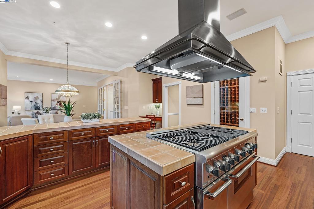 OAK TREE FARMS - Residential