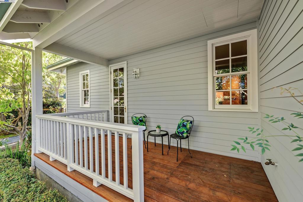 OAK TREE FARMS - Residential