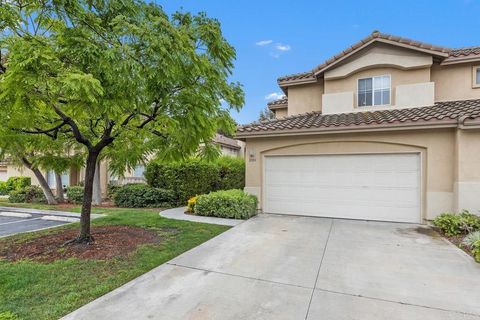 2284 Lago Ventana Chula Vista CA 91914