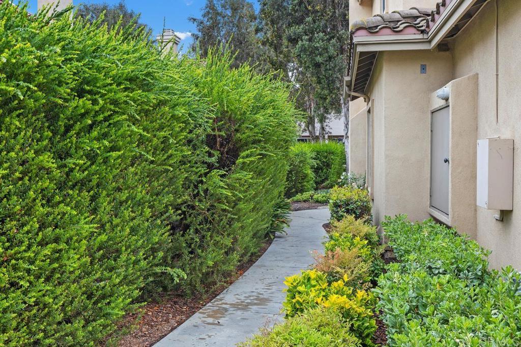 2284 Lago Ventana