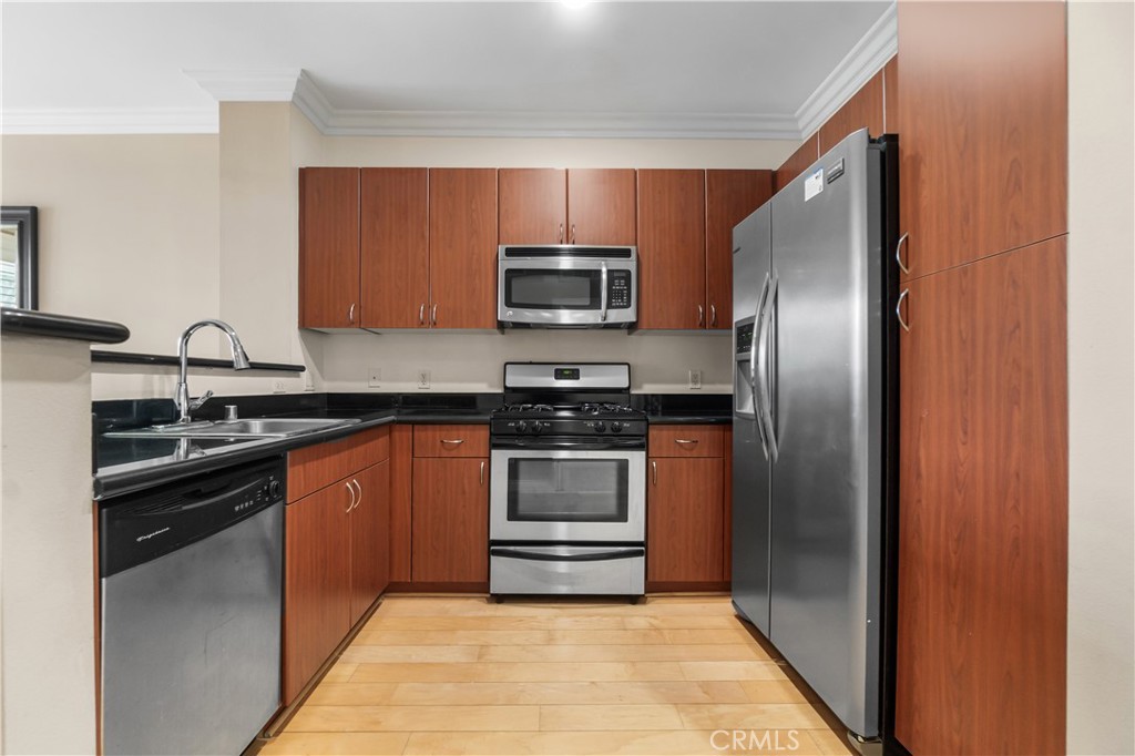 1801 E Katella 4036
