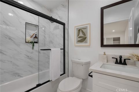 Photo of 2708 S Cochran Street, Los Angeles, CA 90016 (MLS # DW26104336)
