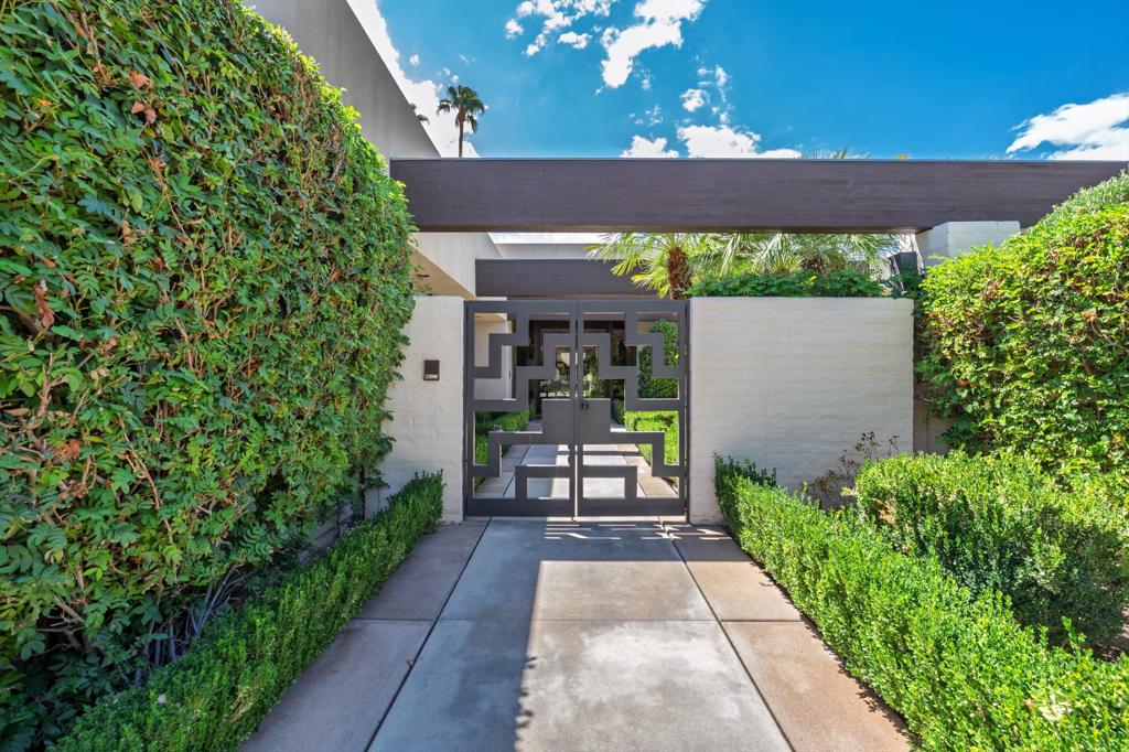 46730 Jade Court