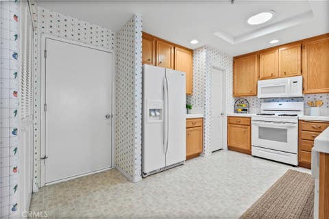 Tiny photo for 1298 Manzanita Way WAY, San Luis Obispo, CA 93401 (MLS # SC26131941)